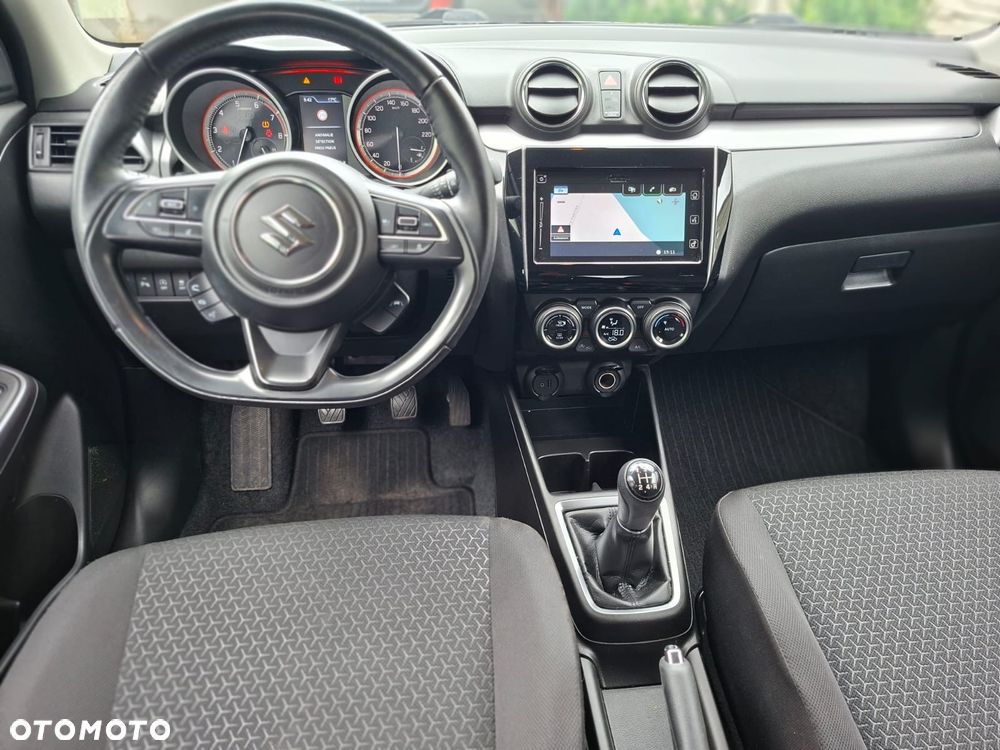 Suzuki Swift 1.2 Dualjet Hybrid Allgrip Comfort - 19
