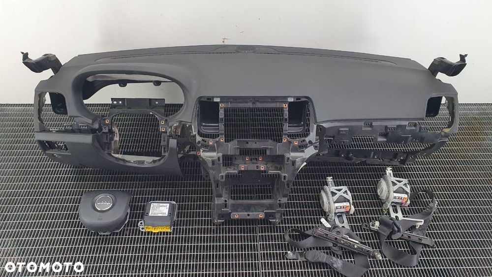 KOKPIT DESKA KONSOLA PASY JEEP GRAND CHEROKEE IV WK2 ORYGINAŁ KOMPLET - 1