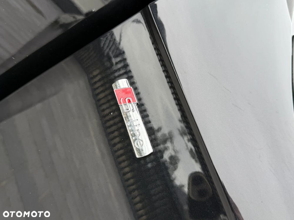 Audi A4 Avant 2.0 TDI DPF multitronic S line Sportpaket - 36