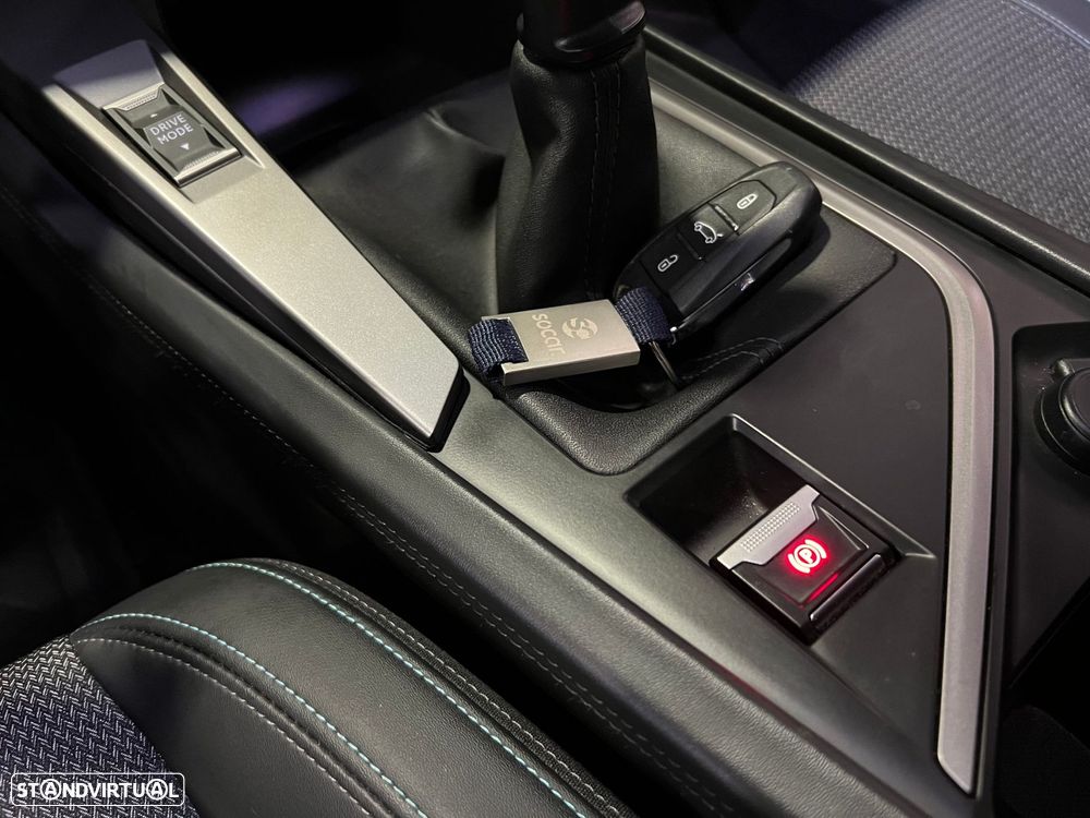 Peugeot 308 1.2 PureTech Allure Pack - 26