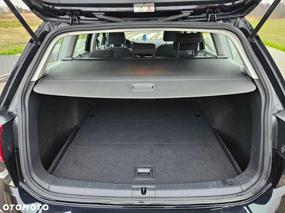 Volkswagen Golf Variant 2.0 TDI (BlueMotion Technology) DSG Highline - 14