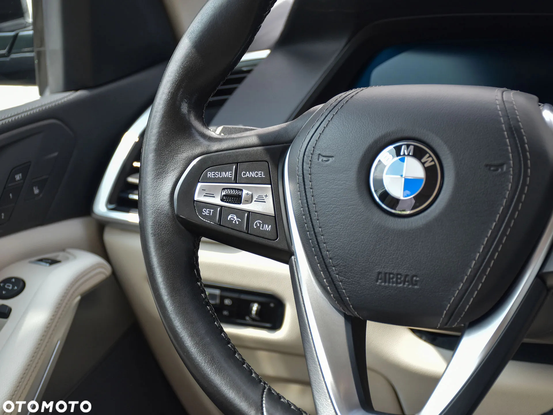 BMW X5 xDrive40i - 23