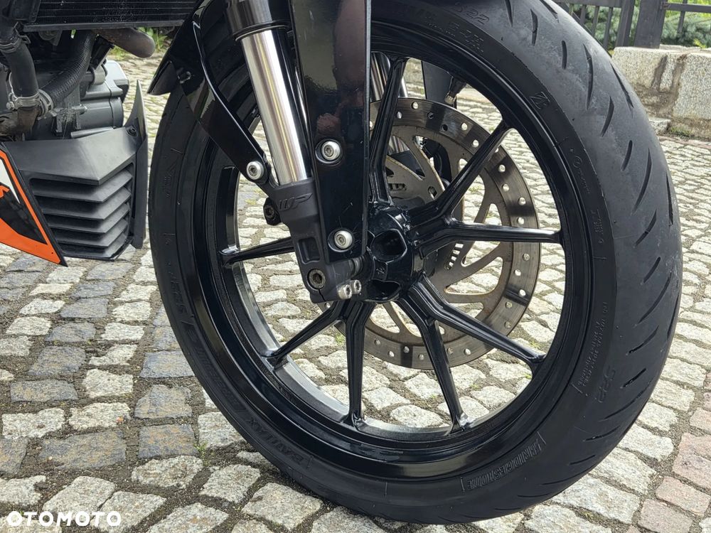 KTM Duke 125 - 17