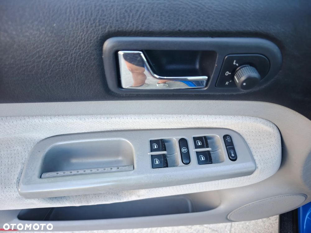 Volkswagen Golf - 8