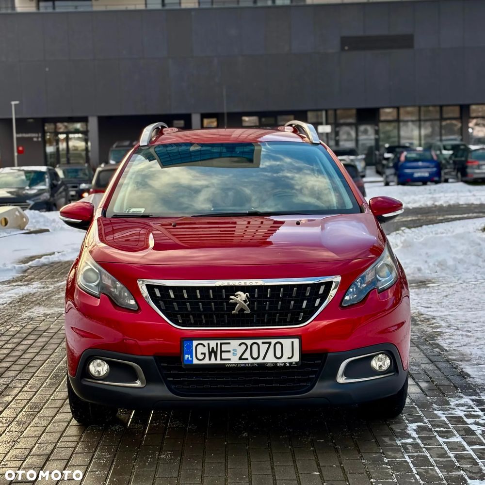 Peugeot 2008 1.2 Pure Tech Active S&S EAT6 - 11