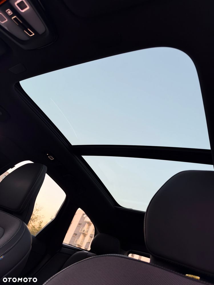 Volvo XC 60 B4 D AWD Geartronic Inscription - 32