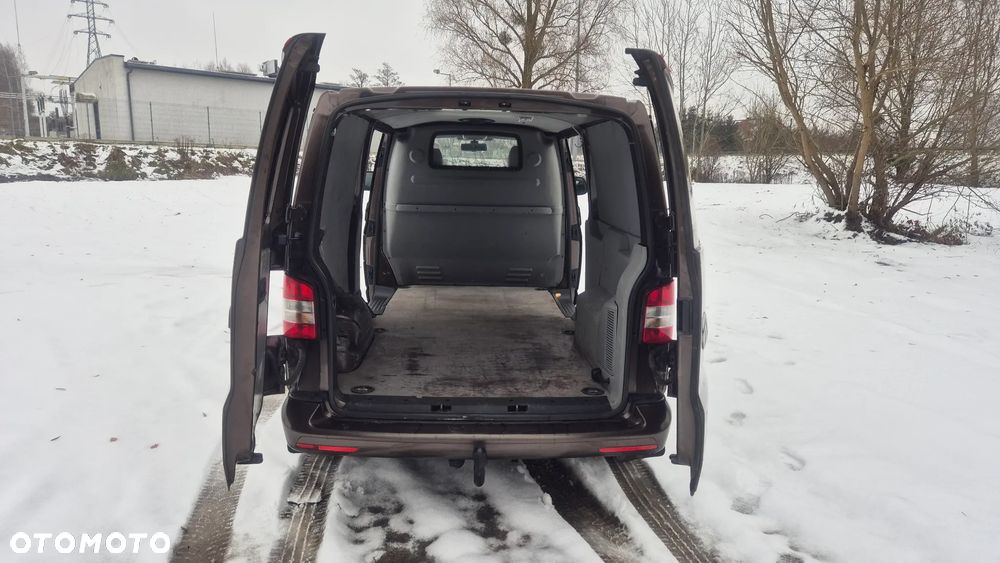 Volkswagen Transporter - 19