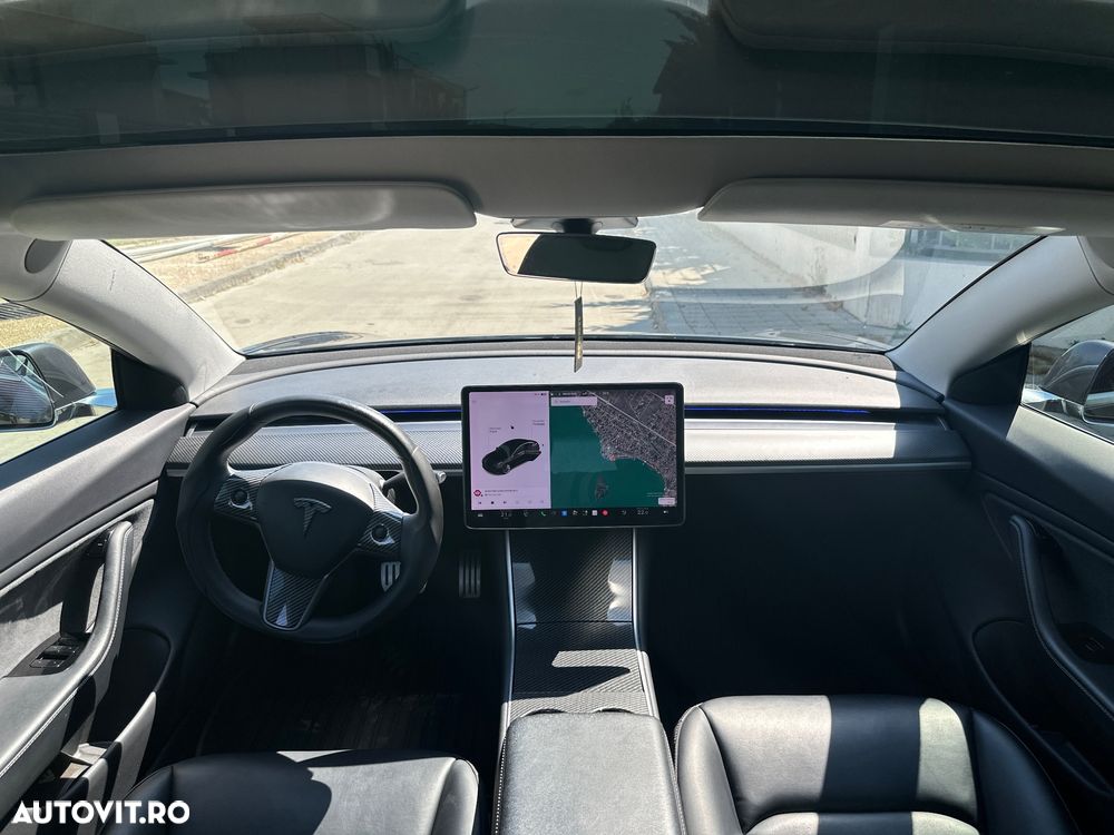 Tesla Model 3 - 15