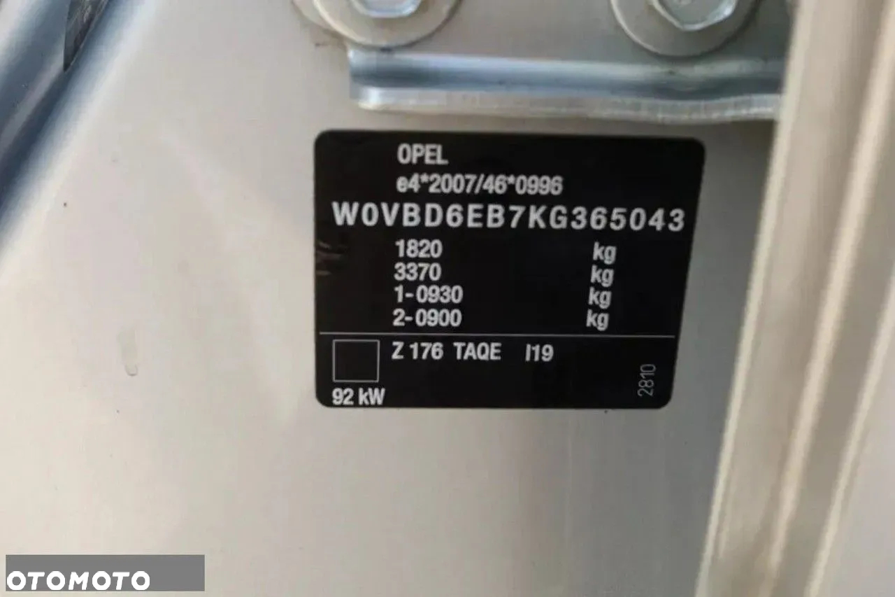 Opel Astra V 1.4 T GPF Dynamic S&S - 28