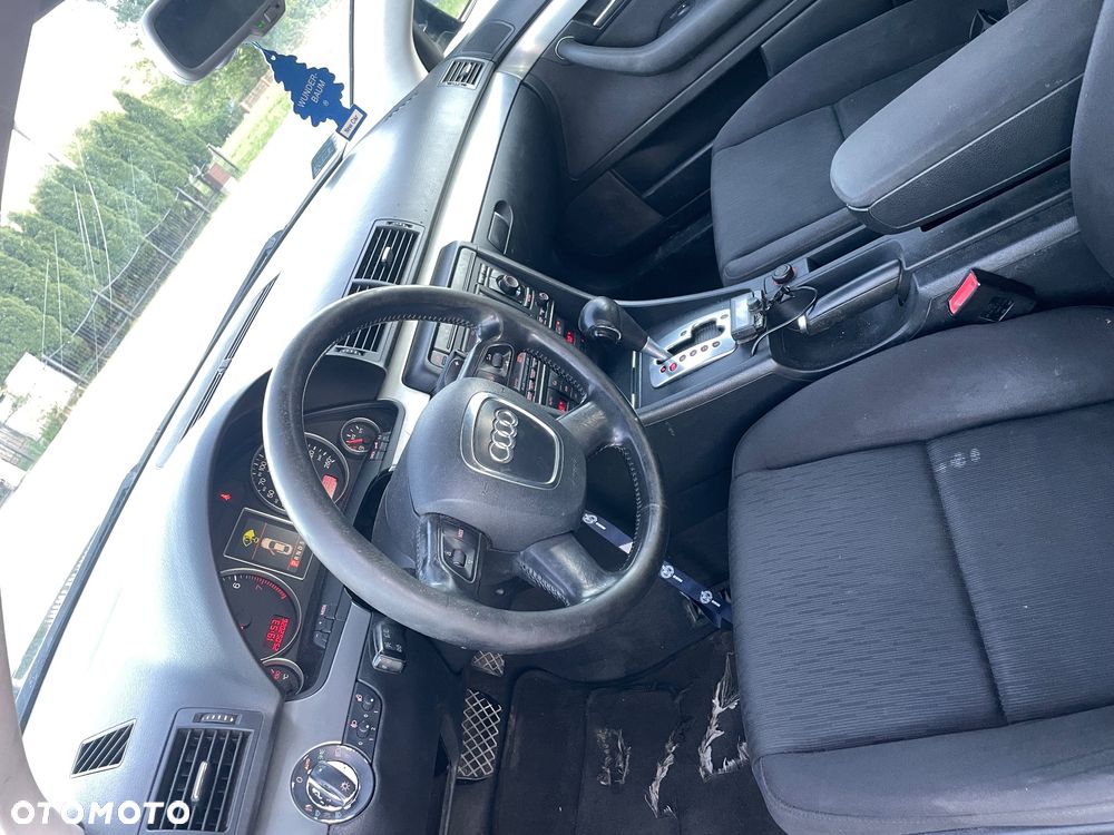 Audi A4 Avant 1.8T Multitronic - 8