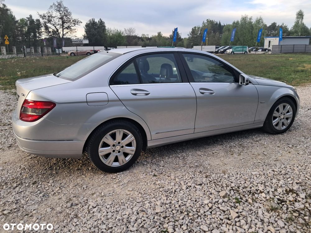 Mercedes-Benz Klasa C 200 CDI DPF Automatik BlueEFFICIENCY Avantgarde - 5