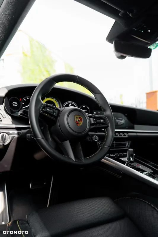 Porsche 911 Turbo S - 11