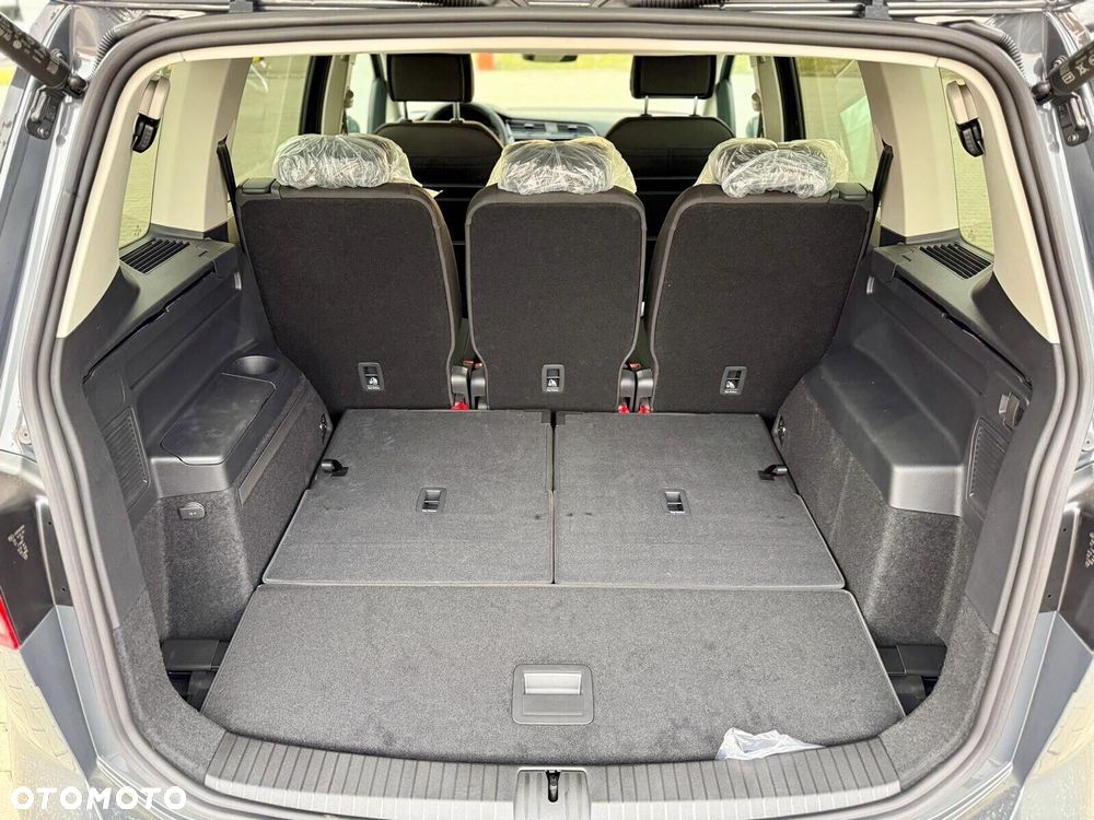 Volkswagen Touran 1.5 TSI EVO Comfortline Plus DSG - 9