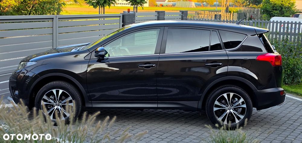 Toyota RAV4 2.0 Premium 4x4 - 21