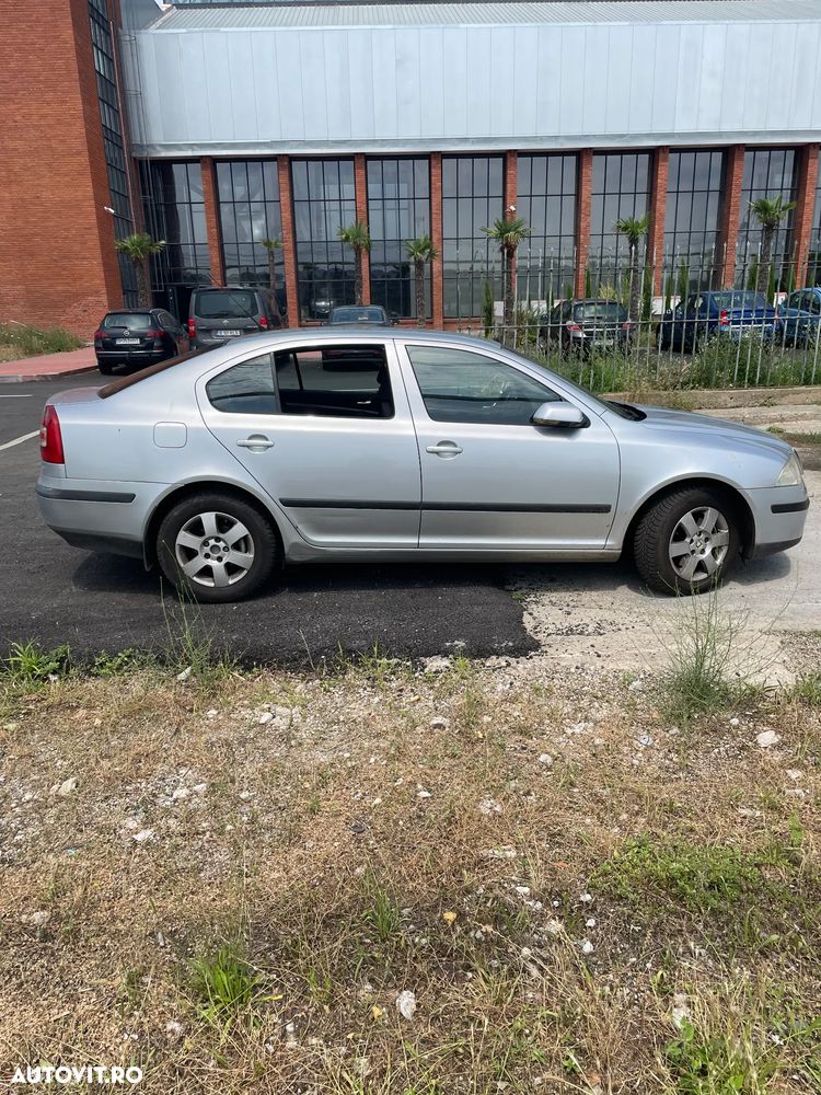 Skoda Octavia 2.0 TDI Elegance - 4
