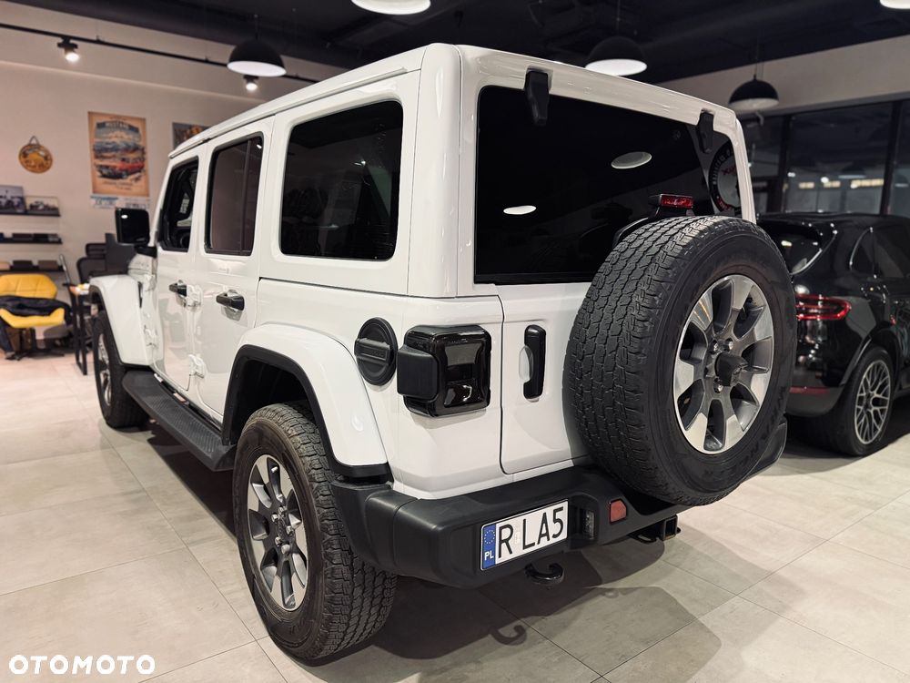 Jeep Wrangler Unlimited GME 2.0 Turbo Sahara - 10