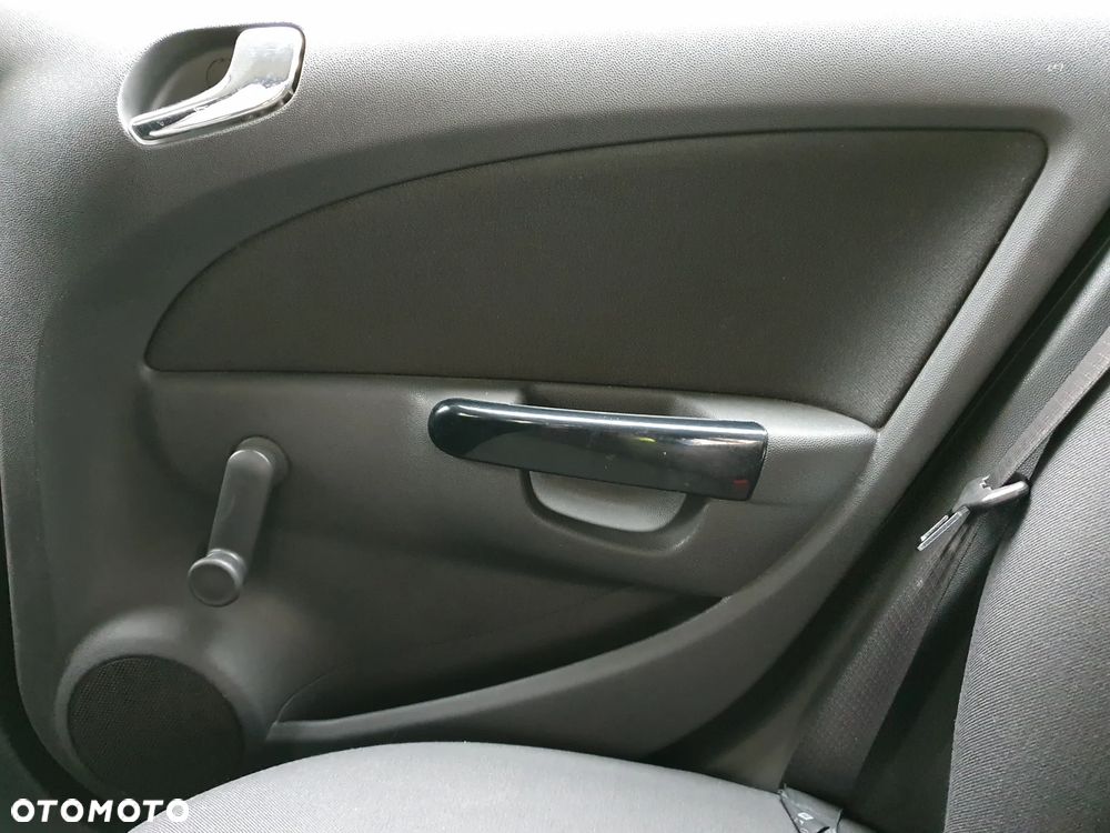Opel Corsa 1.2 16V Enjoy - 19