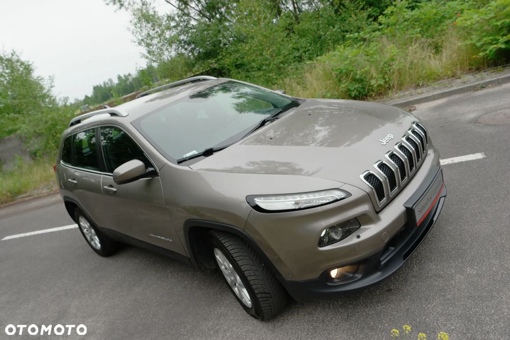Jeep Cherokee 2.0 MJD 4x2 Longitude EU6 - 35
