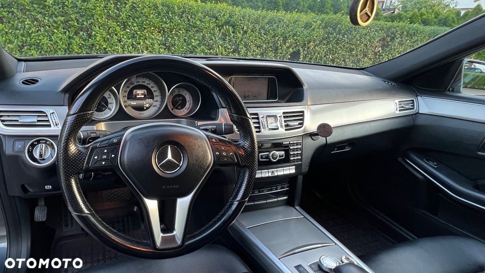 Mercedes-Benz Klasa E 200 BlueTEC 7G-TRONIC Avantgarde - 16