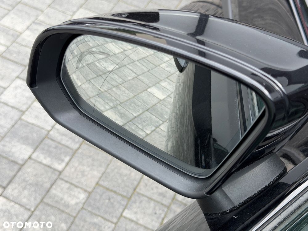 Volvo XC 40 B4 B AWD DKG RDesign - 5