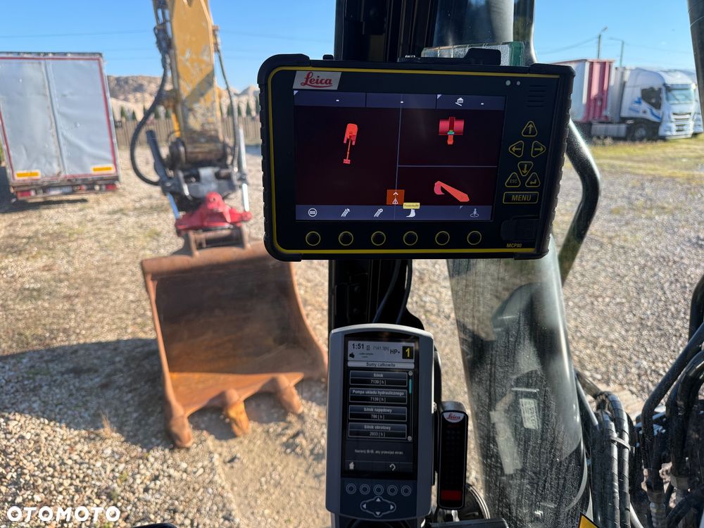 Caterpillar 330 FL - 38