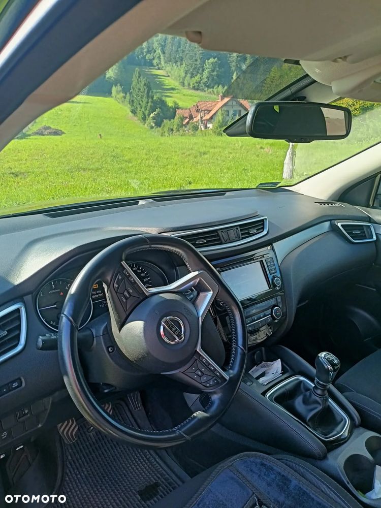 Nissan Qashqai 1.5 dCi N-Connecta - 9