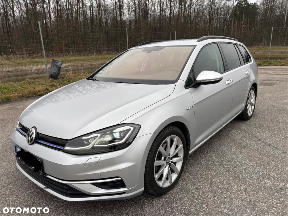 Volkswagen Golf 1.5 TSI BMT Comfortline - 1