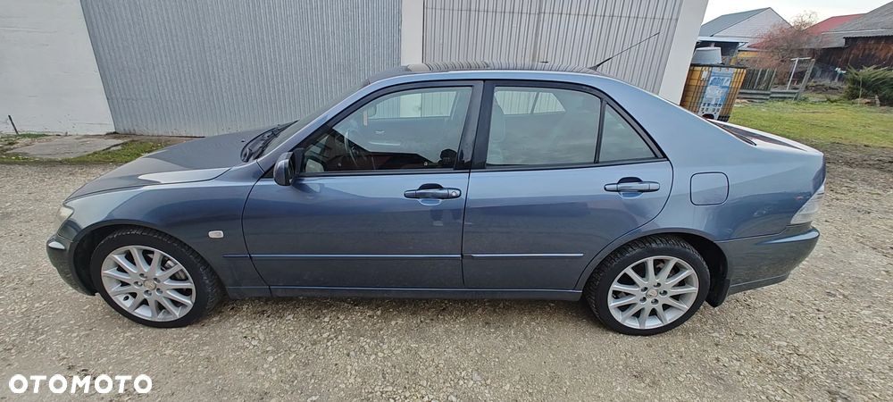 Lexus IS 200 Prestige - 4