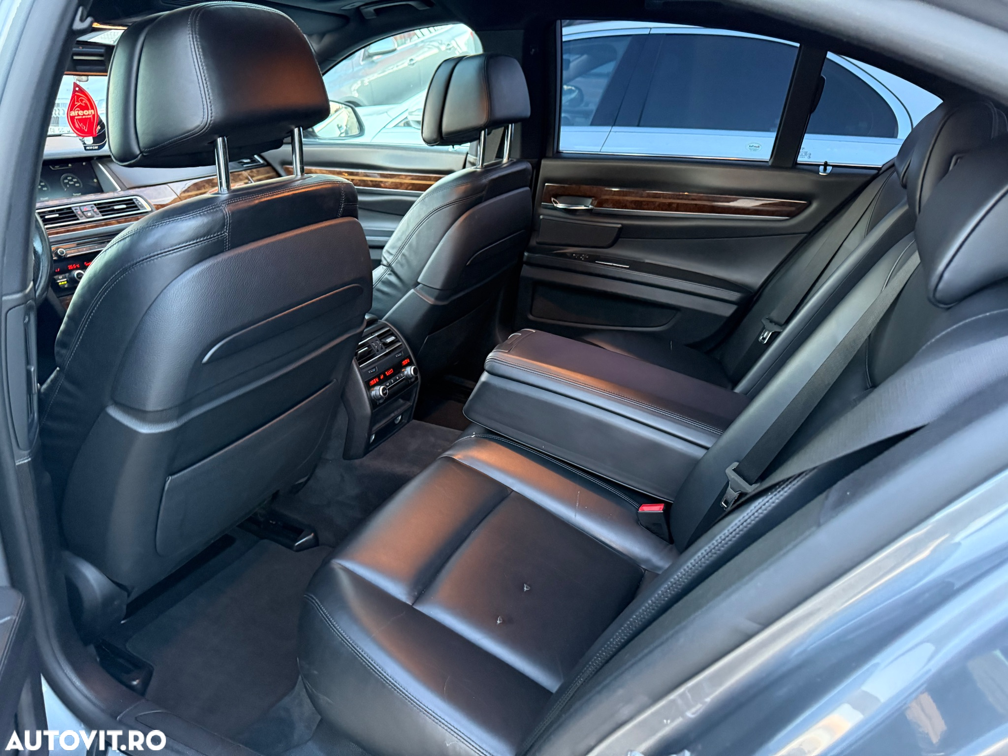 BMW Seria 7 750Ld xDrive Blue Performance Edition Exclusive - 19
