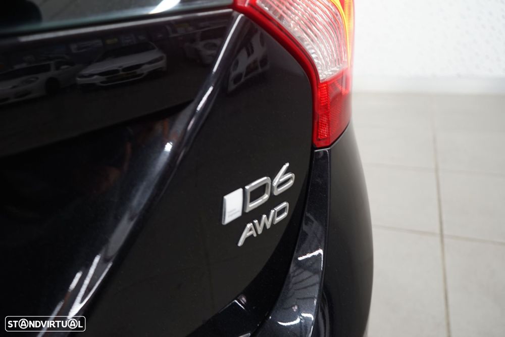 Volvo V60 2.4 D6 Summum AWD Phev - 15