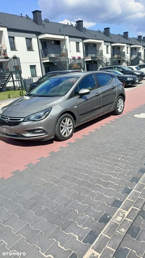 Opel Astra 1.4 T Enjoy - 1