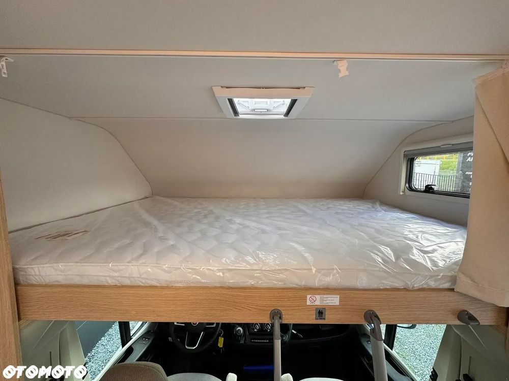 LMC Tourer A690 - 14