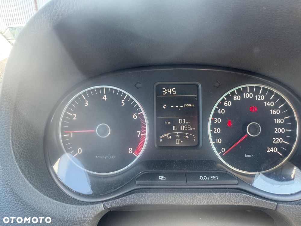 Volkswagen Polo - 9