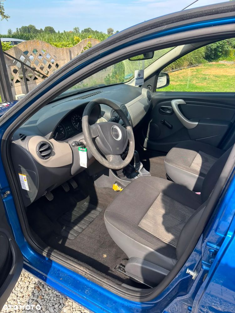 Dacia Sandero 1.6 Hi-Flex - 16