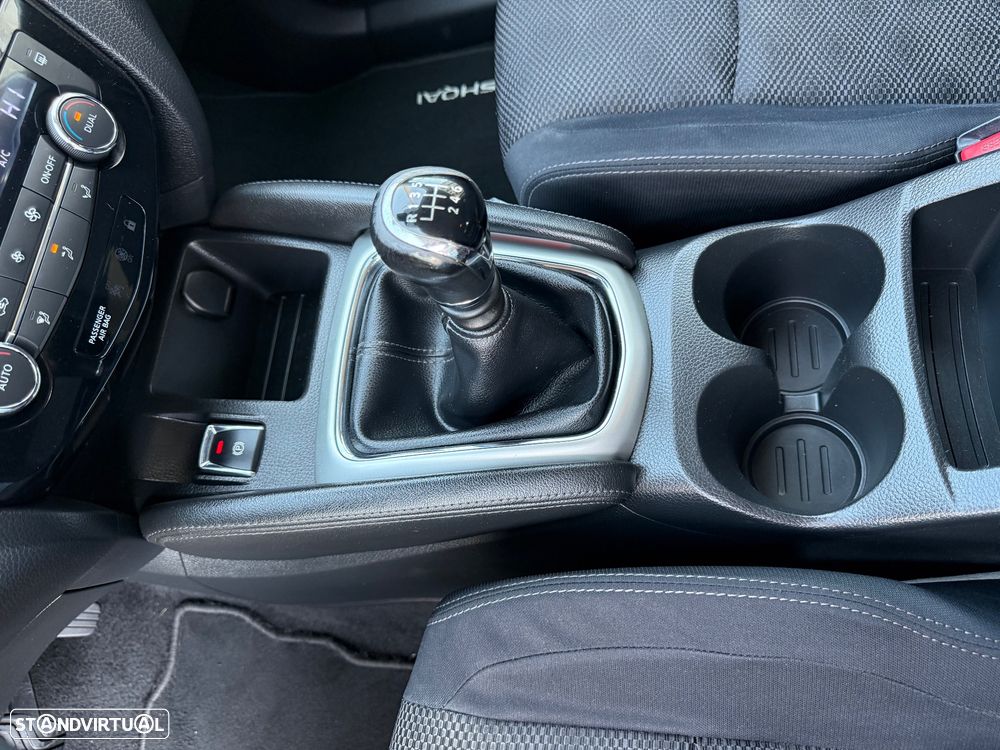 Nissan Qashqai 1.5 dCi N-Connecta 18 RS - 35