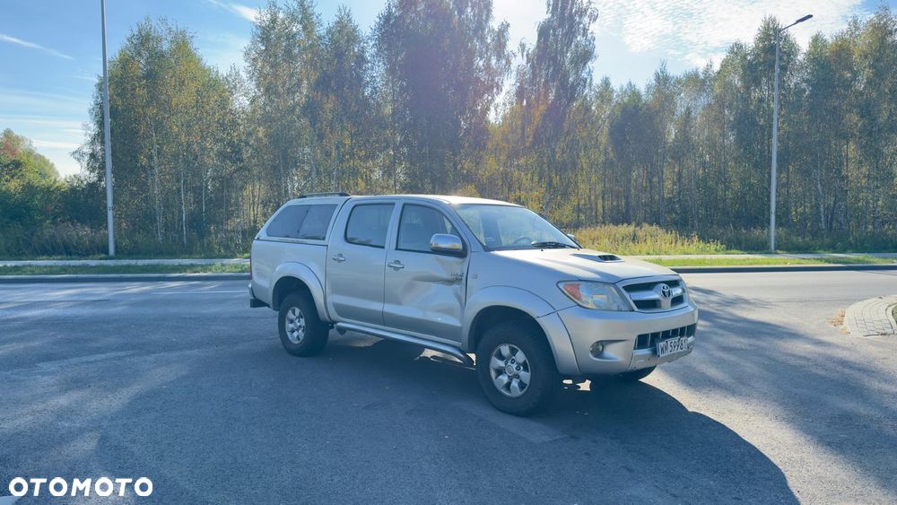 Toyota Hilux 3.0 D-4D Sol - 7