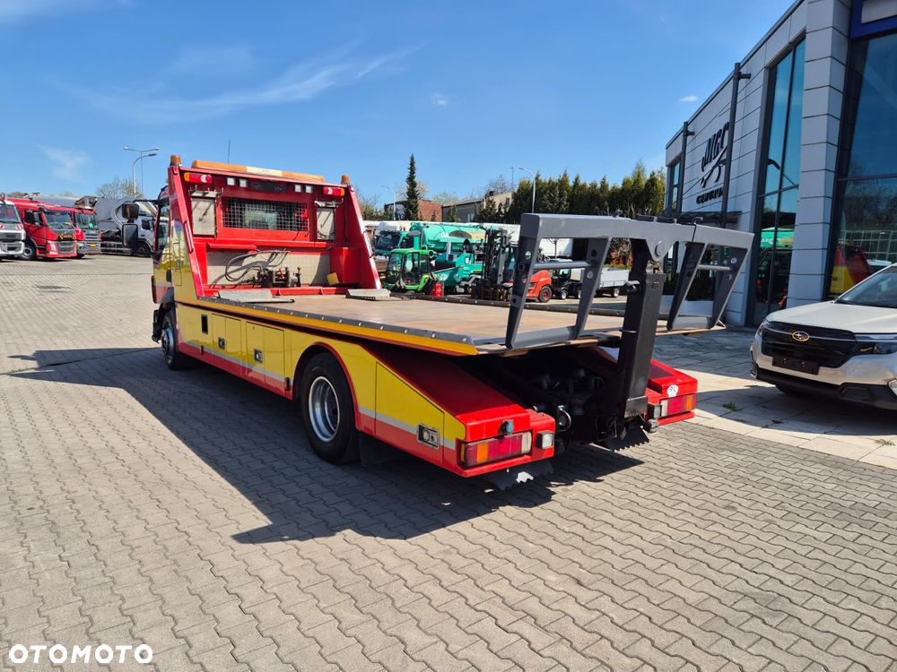 Volvo FL 230 4*2 / POMOC DROGOWA / RUCHOMA PLATFORMA / SERWISOWANY / NOWY SILNIK / BEZWYPADKOWY / 2 WCIĄGARKI / DUŻA KABINA - 12