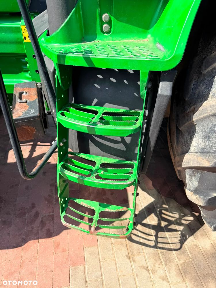 John Deere 8220 - 14