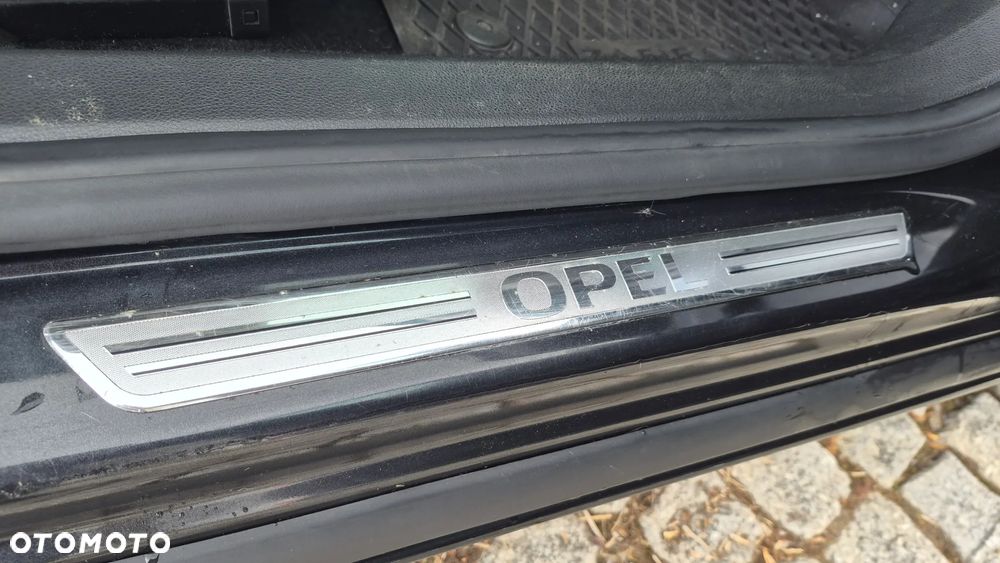 Opel Astra 1.4 T Edition 150 - 11