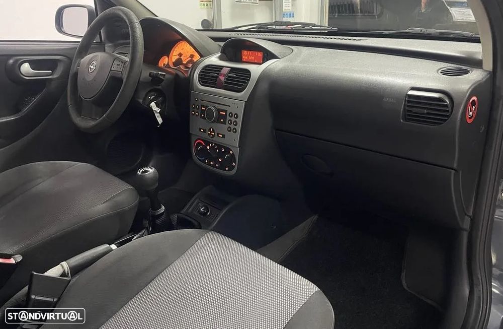 Opel Corsa 1.3 CDTi Silver - 16