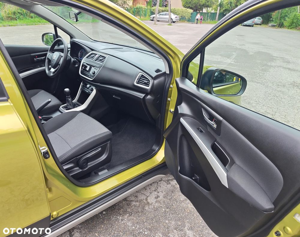 Suzuki SX4 S-Cross 1.6 VVT 4x2 limited+ - 25