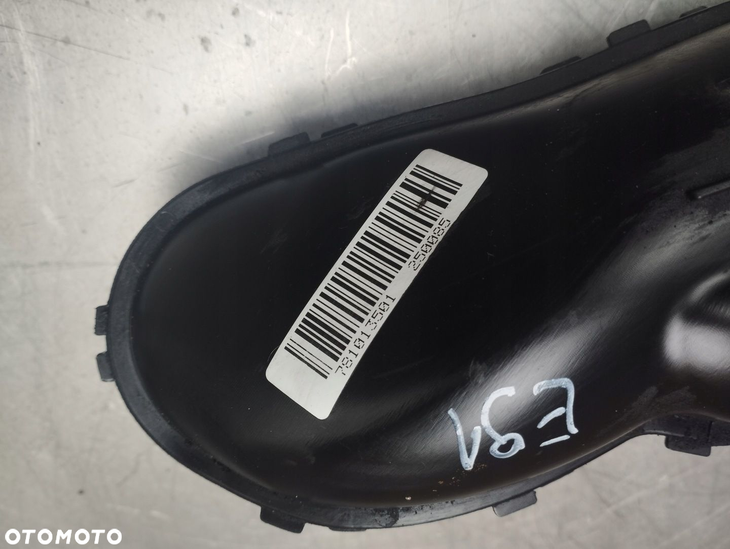 BMW E90 E91 WLOT KANAŁ POWIETRZA N47 2.0D 7810135 - 8