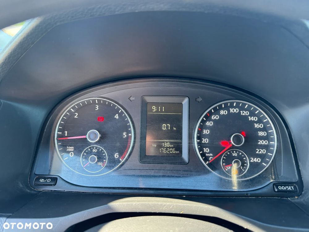 Volkswagen Caddy - 10