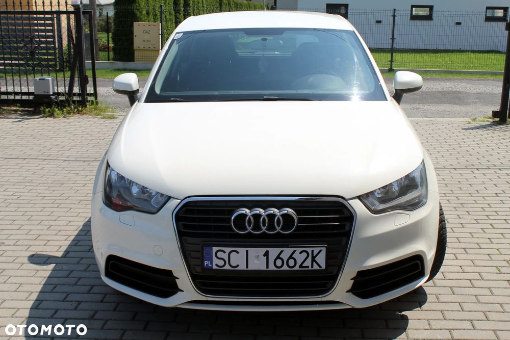 Audi A1 Sportback 1.6 TDI Ambition - 1