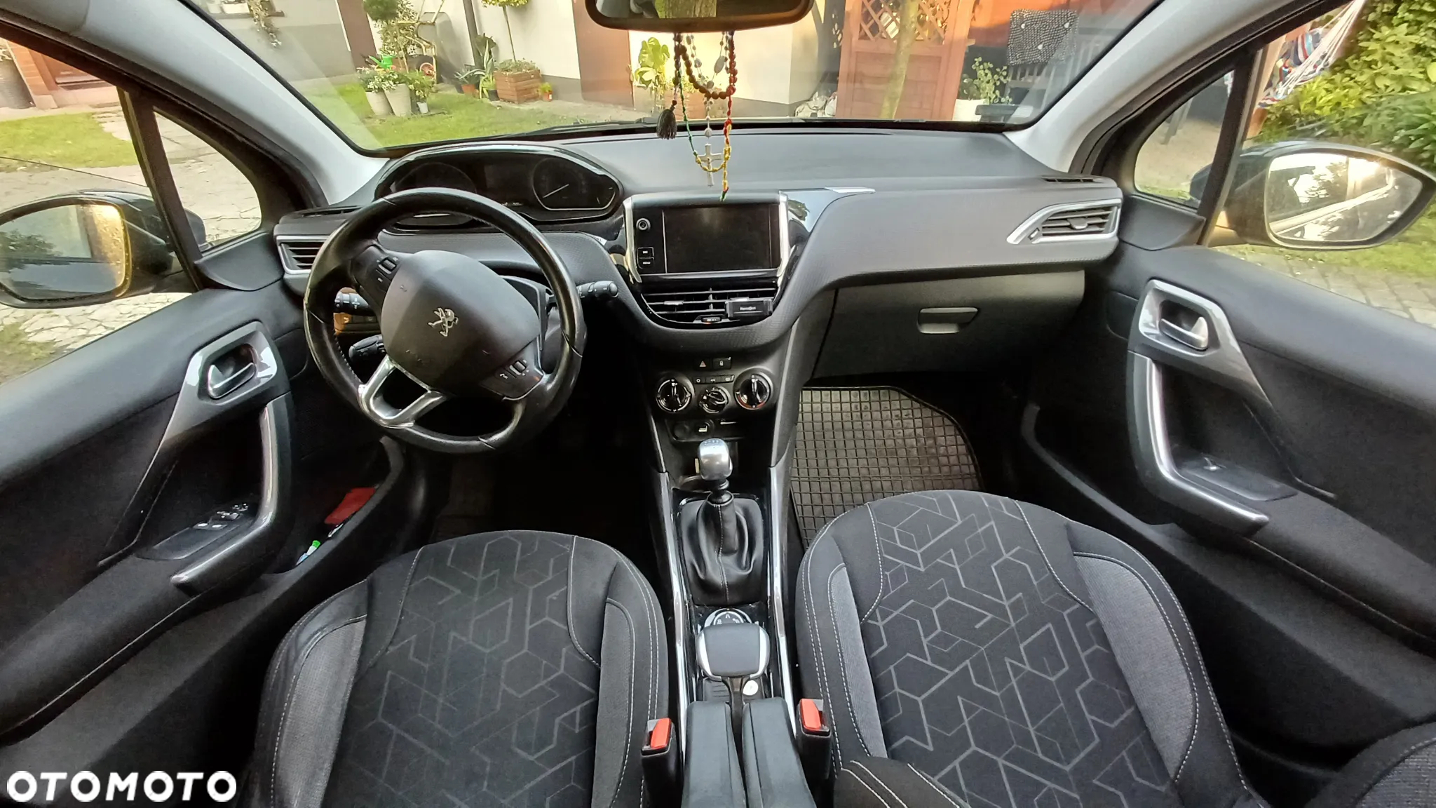 Peugeot 2008 1.2 Pure Tech GPF Active S&S - 6