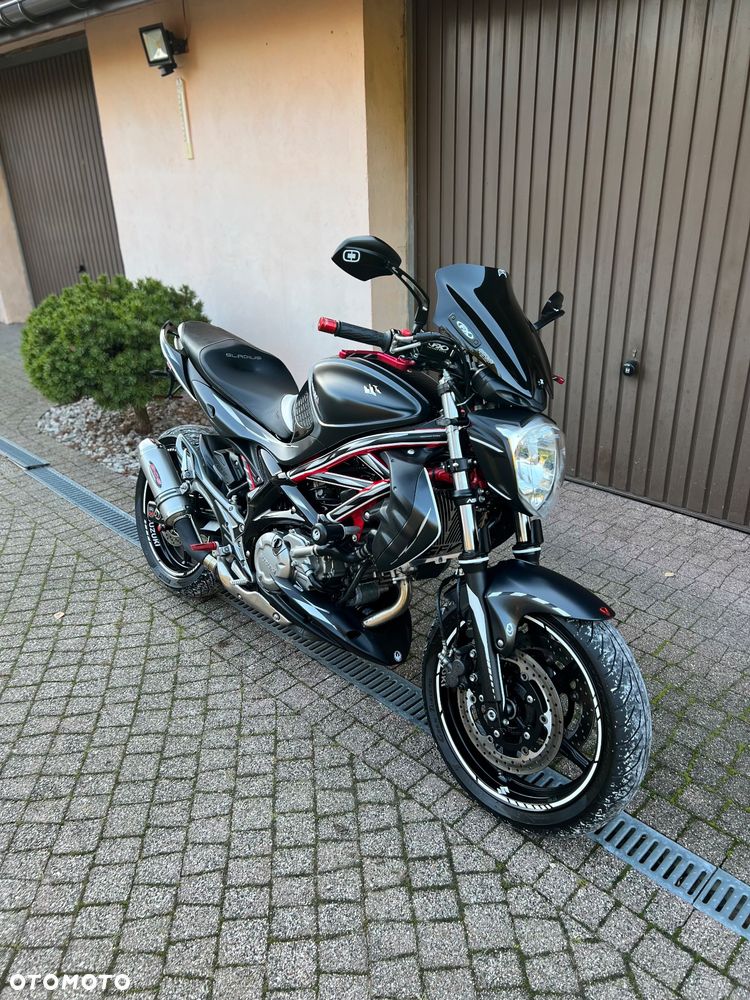 Suzuki Gladius - 20
