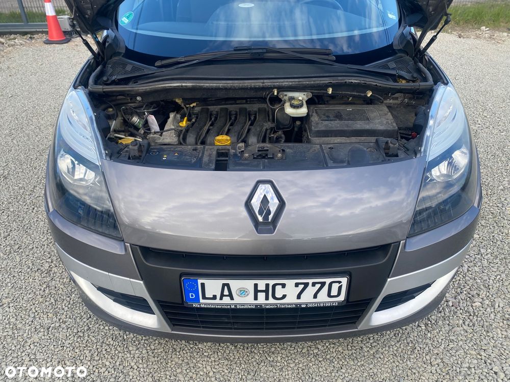 Renault Scenic 1.6 16V 110 Dynamique - 18