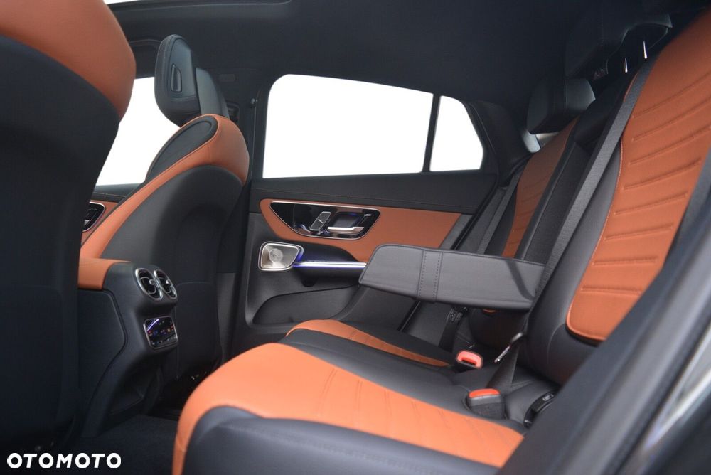 Mercedes-Benz GLC - 8