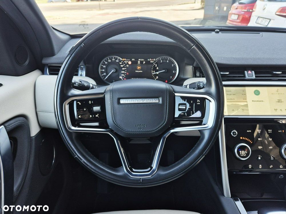 Land Rover Discovery Sport - 12
