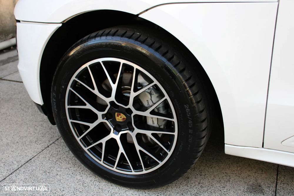Porsche Macan S - 58